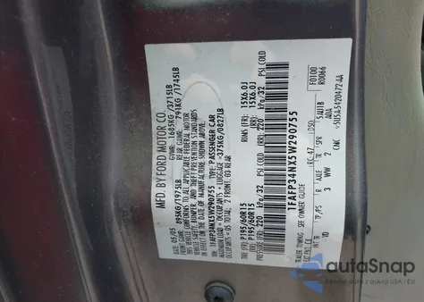 2005 Ford Focus Zx4 из США, поврежденный, VIN 1FAFP34NX5W290755